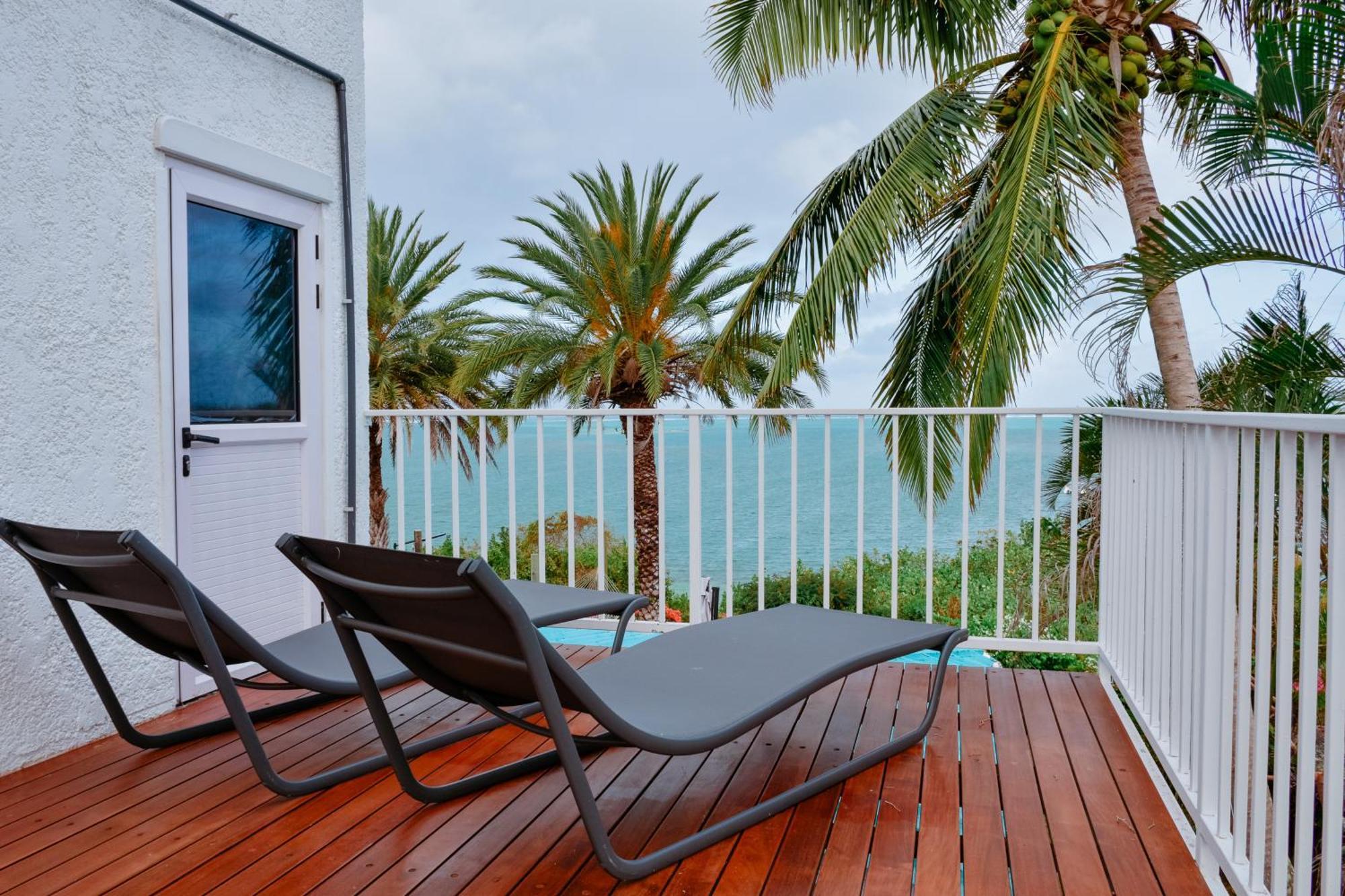 Boutique Villa On The Rocks With Stunning Sea Views, Infinity Pool & Private Sea Trou d'Eau Douce Esterno foto