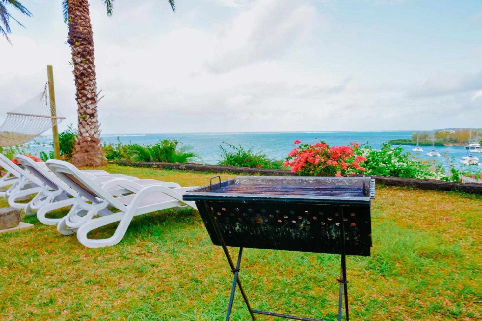 Boutique Villa On The Rocks With Stunning Sea Views, Infinity Pool & Private Sea Trou d'Eau Douce Esterno foto