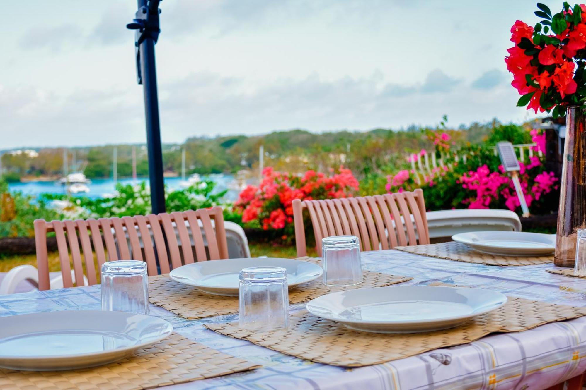 Boutique Villa On The Rocks With Stunning Sea Views, Infinity Pool & Private Sea Trou d'Eau Douce Esterno foto
